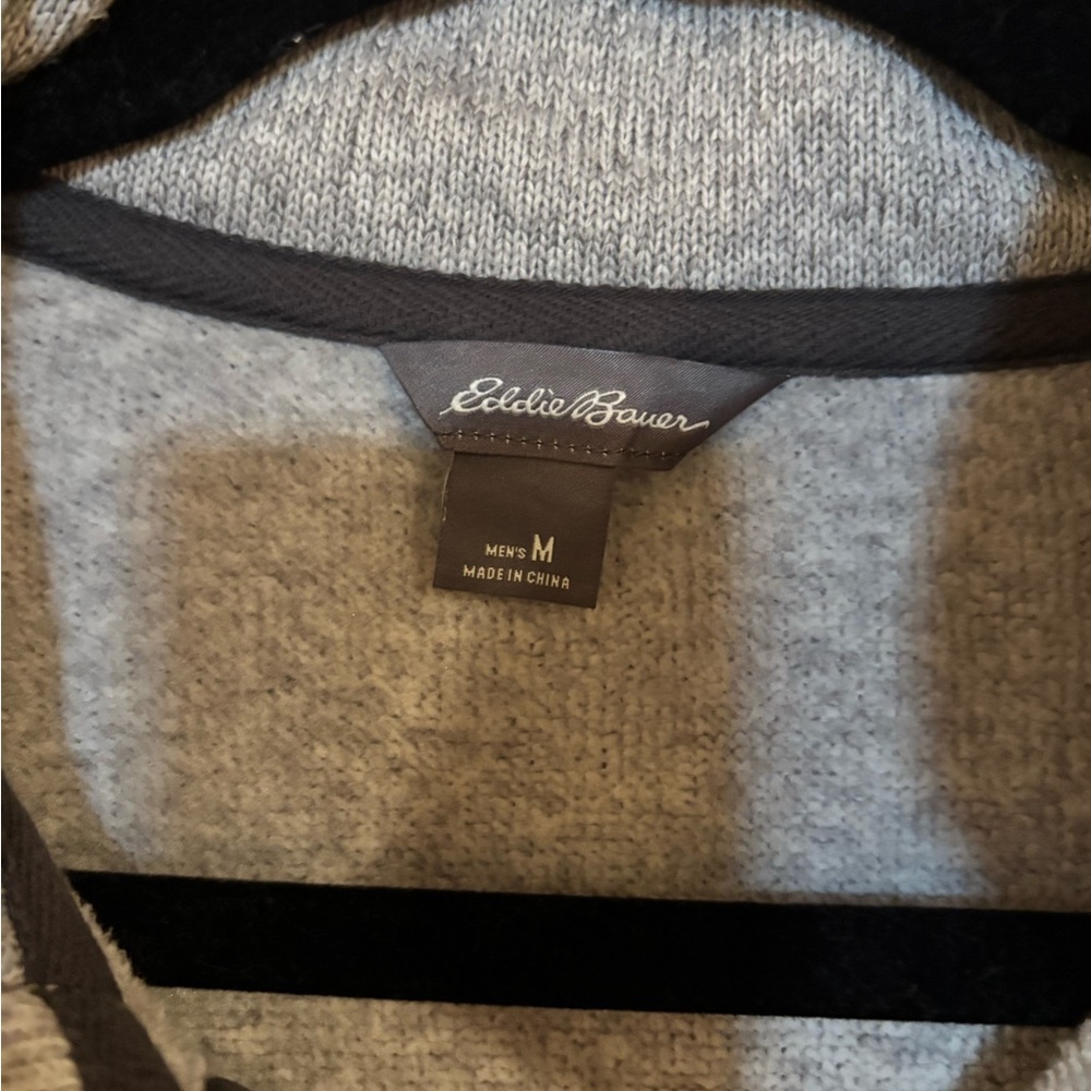 Eddie Bauer Pullover 3/4 Zip Up Light Gray Fleece - Size Medium - Picture 3 of 5
